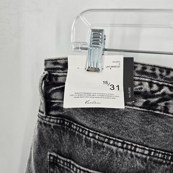 NWT KanCan RAILA ULTRA HIGH RISE 90'S FLARE JEANS Size 31 Button Fly - Picture 4 of 9